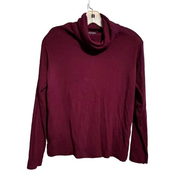 Vintage Acrylic Lightweight Turtleneck Sweater - Picture 1 of 4